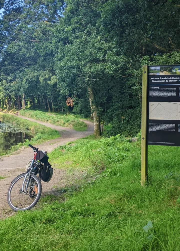 Grande tranchée de Glomel