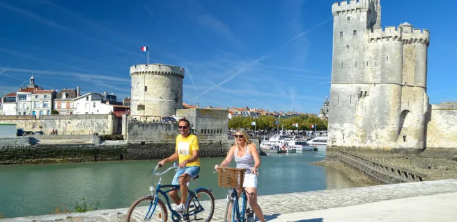LES TOURS DE LA ROCHELLE