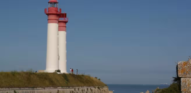 Les deux phares emblématiques de l'île d'Aix