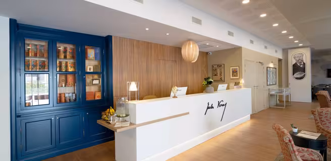Hôtel Jules Verne signature collection by best western