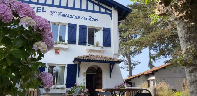 Hôtel l'Emeraude des Bois
