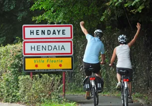 Arrivée de La Vélodyssée à Hendaye