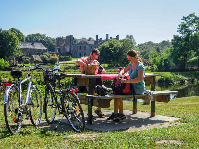 Idée séjour à vélo autour de l'Abbaye sur La Vélodyssée