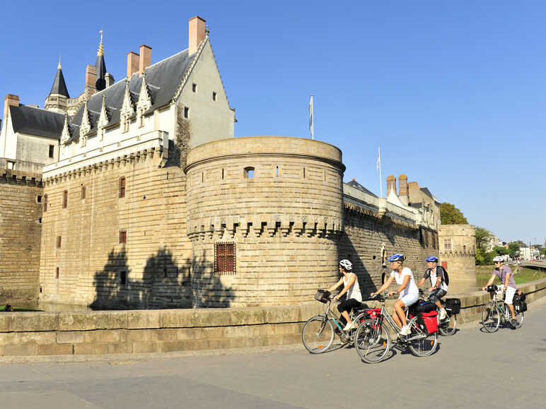 Château des Ducs de Bretagne à vélo