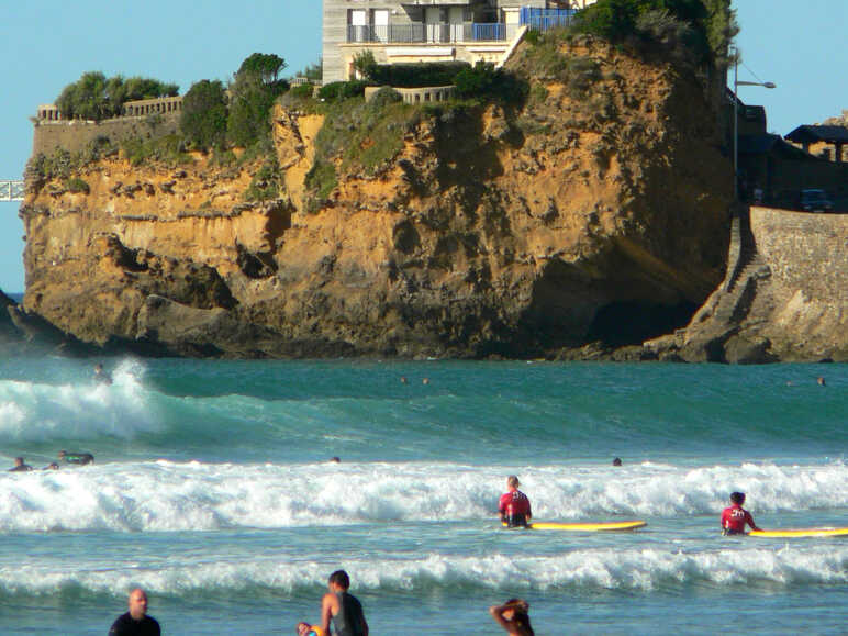 Biarritz Cote des basques surfeurs Villa Belza